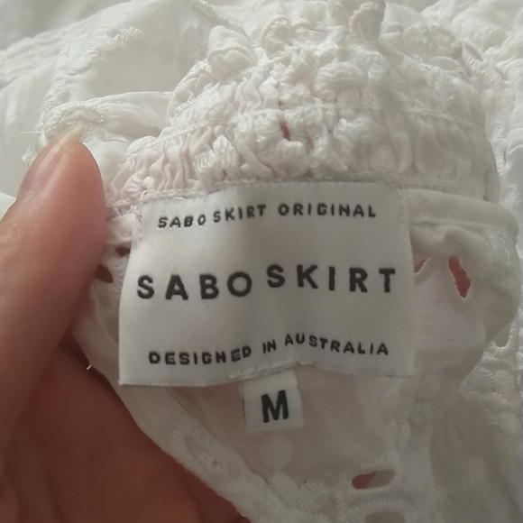 sabo skirt eyelet white long sleeve key hole back mini dress sz M - Picture 7 of 8